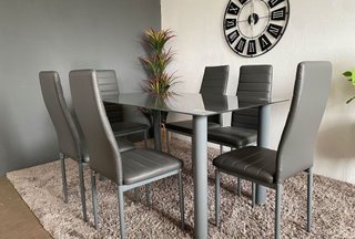 Mesa cristal y 6 sillas comedor 140cm