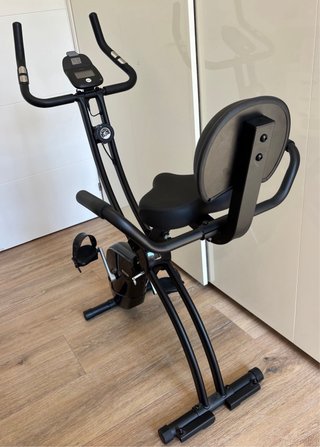 Bicicleta Estática PLEGABLE con pantalla digital