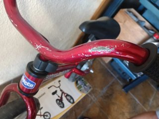 Bicicleta de equilibrio roja Chicco