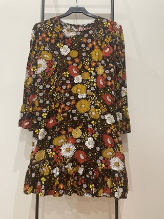 Vestido estampado Stradivarius T. L