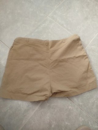 Pantalones cortos beige