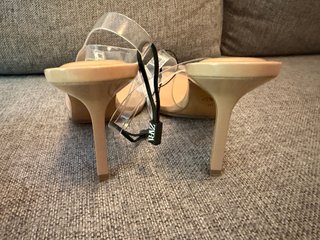 Zapatos Zara tacón transparente piel talla 39