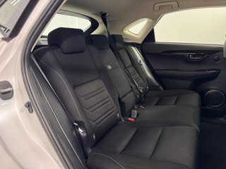 Lexus NX 300h 2.5 197cv HEV