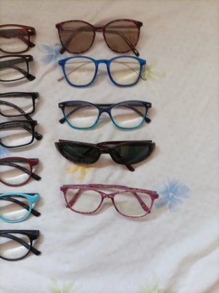 Lote de gafas de vista y sol