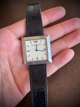 Reloj Emporio Armani Rectangular Clásico