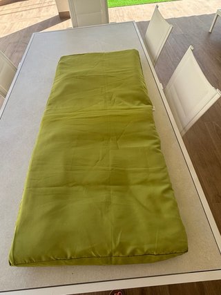 Conjunto 4 cojines sillones (2 verdes, 2 rojos)