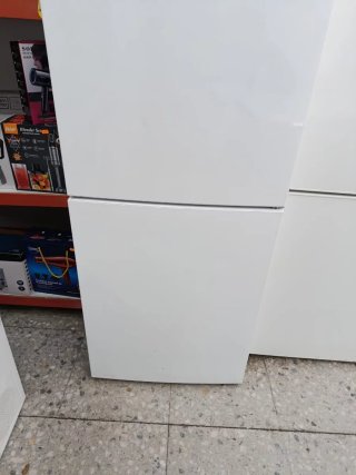 ☆NEVERA MARCA GRUNDIG COMBI NOFROST☆