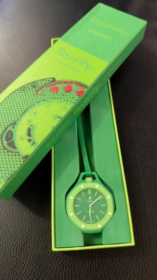 Swatch Royal Pop Green Eight