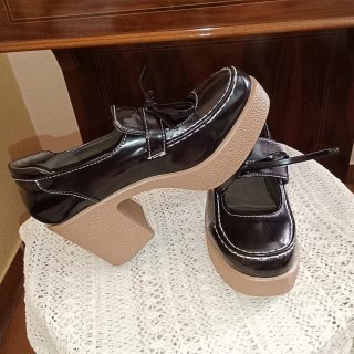 Zapatos charol negros plataforma