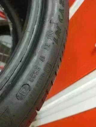 305 30 R19 102Y Pirelli - 1 neumático +70%