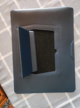 Funda portátil 15 negra con bolsillo