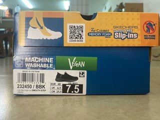 Zapatillas Skechers Hands Free Negras