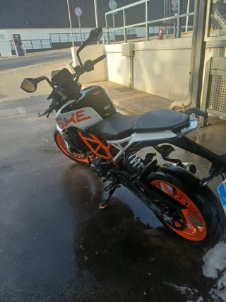 KTM Duke 390 NAKED