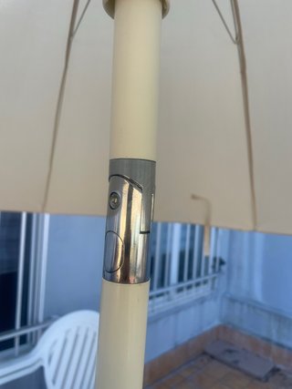 Sombrilla de terraza con base
