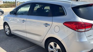 KIA Carens 2015