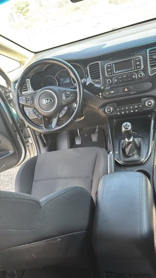 KIA Carens 2015