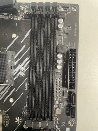 Placa Base Gigabyte Aorus B550 Elite V2