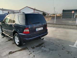 Mercedes-Benz Clase M 2001