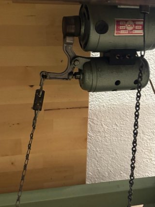 Máquina de coser industrial Refrey