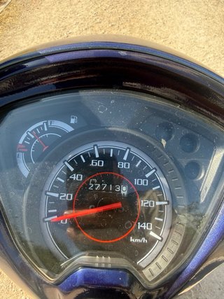 Honda Vision 110 Scooter Azul 27.713 km