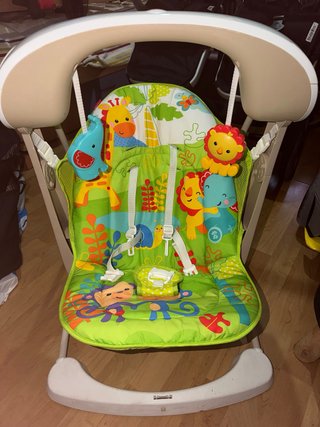 Amaca para bebé con movimiento y sonidFisher-Price