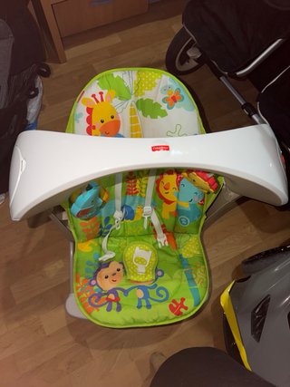 Amaca para bebé con movimiento y sonidFisher-Price