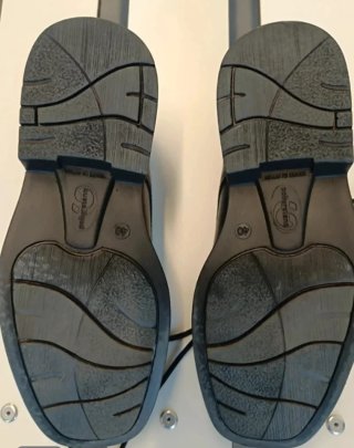 NUEVOS (40) Zapatos FAL Cordones Negro piel unisex