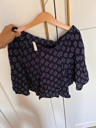 Blusa Stradivarius y falda pantalón S