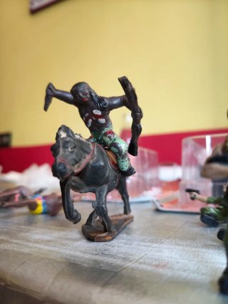 Lote Soldados Plástico y Plomo antiguos