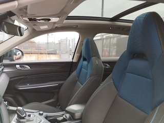 Lynk & Co 01 1.5 PHEV 6.6kW 192 kW (261 CV)