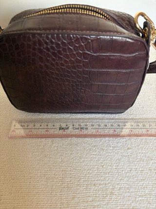 Bolso bandolera Mango efecto piel cocodrilo