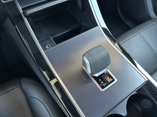 Land Rover Range Rover Velar 2.0 I4 PHEV 297kW Dynamic SE 4WD Auto