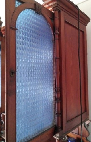 Mueble alacena vitrina estilo Alfonsino siglo XIX