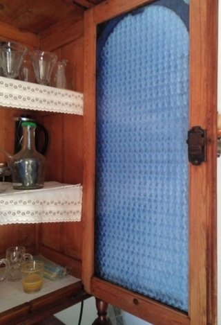 Mueble alacena vitrina estilo Alfonsino siglo XIX