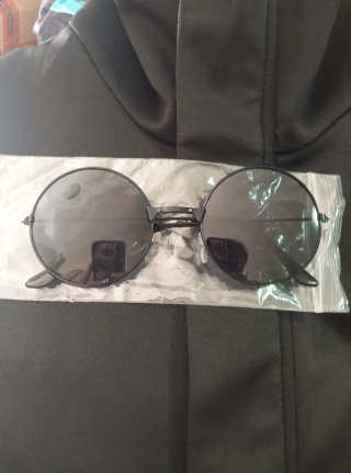 Disfraz Cosplay vestido y gafas
