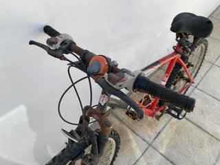 Bicicleta de adulto para reparar. EN PUNTA UMBRÍA.