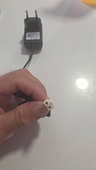Adaptador AC 9.6V 0.25A