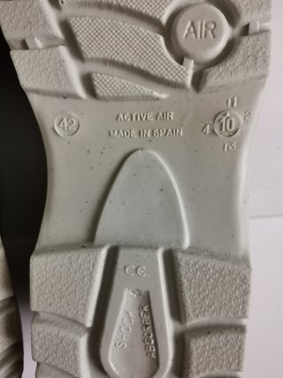 Vendo calzado seguridad S1 N42 + regalo