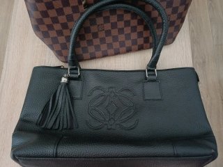 Bolso Loewe Cuero Negro