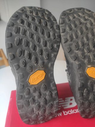 New Balance Hierro 8 T.38 Mujer