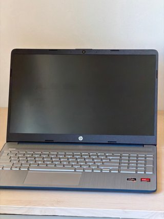 HP 15 Ryzen 5 5500U SSD 256GB