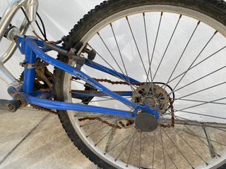 Bicicleta para reparar. EN PUNTA UMBRÍA.