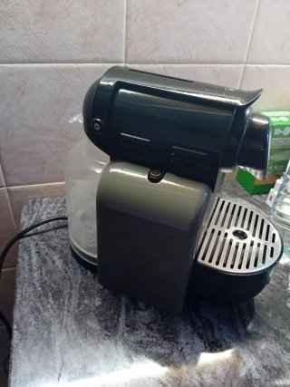 Cafetera Nespresso Delonghi