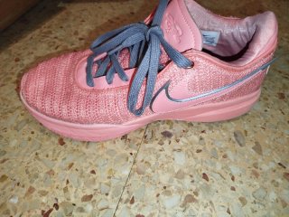 Nike Lebron Pink Diamond Collection