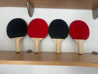 4 Palas de Ping Pong