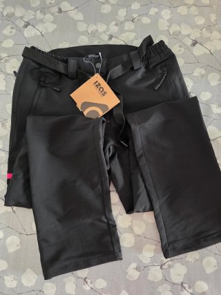 Izas Chamonix W FW Talla M NUEVO con Etiqueta