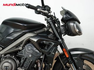 TRIUMPH STREET TRIPLE 765 R LOW