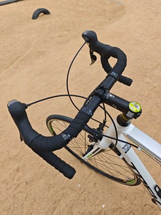 Bicicleta Trek ONE Serie 1.5 T-56