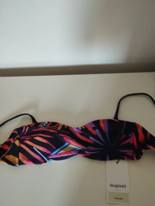 Bañador Top Negro Estampado Talla XS