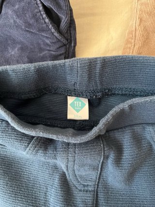Lote 3 pantalones pana 18 meses